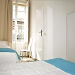 Canarco Szálloda *