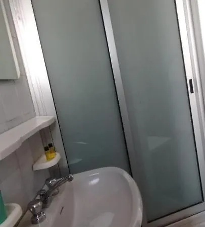 卡纳尔克酒店 酒店 维亚雷焦