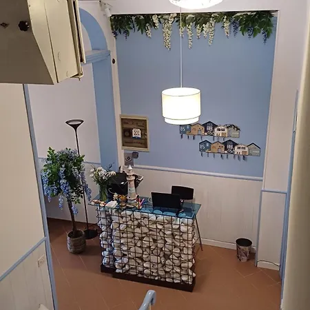 卡纳尔克酒店 *