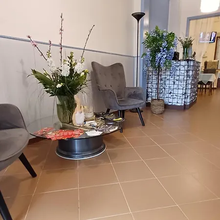 卡纳尔克酒店 酒店