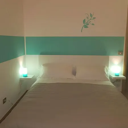 卡纳尔克酒店 * 维亚雷焦