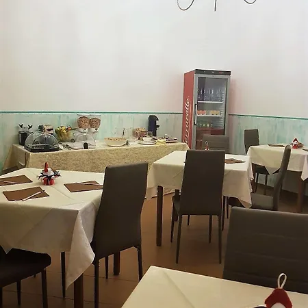 酒店 卡纳尔克酒店 *