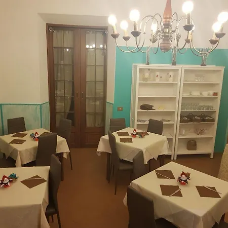 卡纳尔克酒店 酒店 *