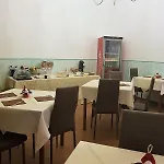Отель Canarco *